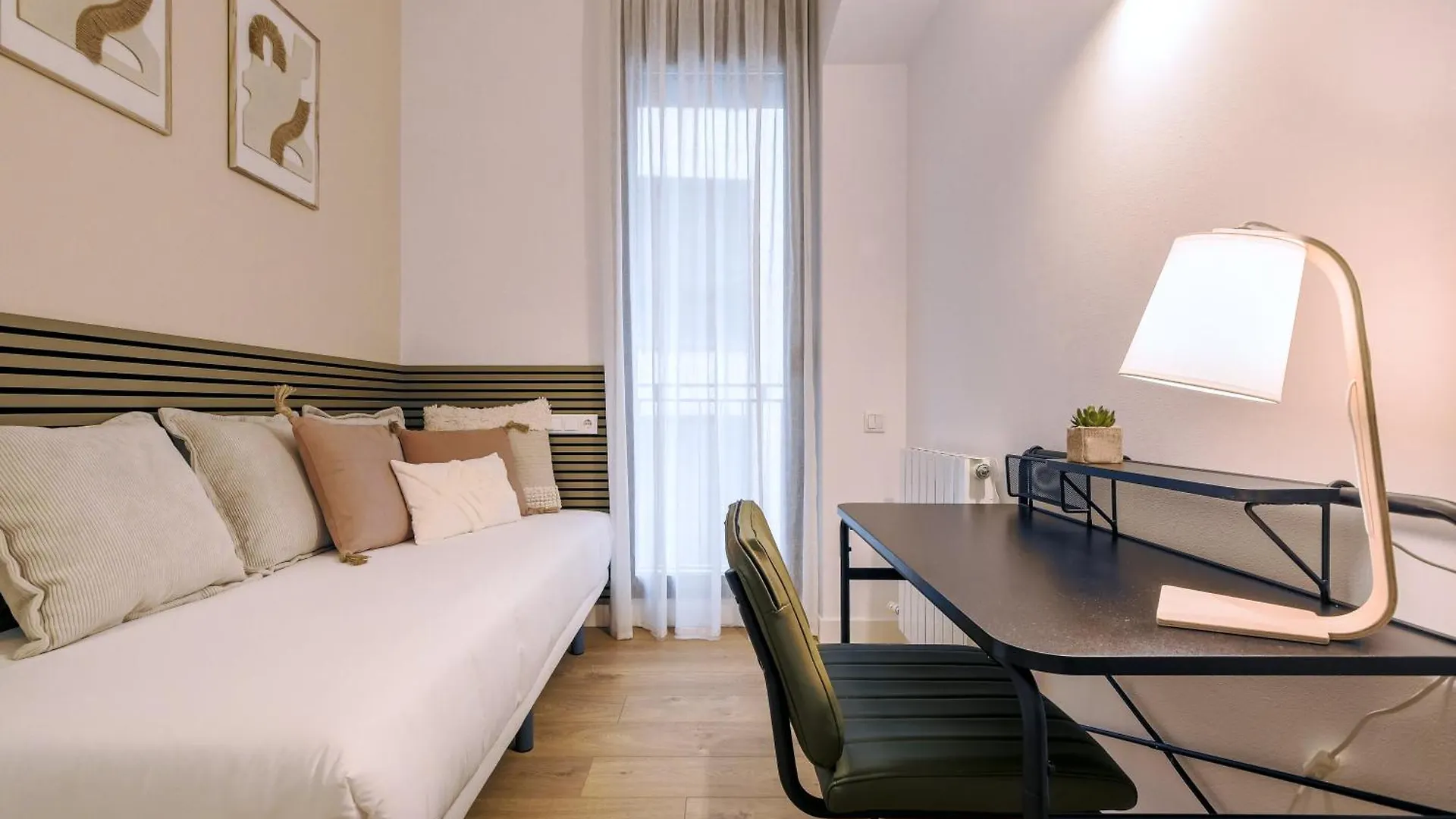 Caterina Gracia Apartment Barcelona