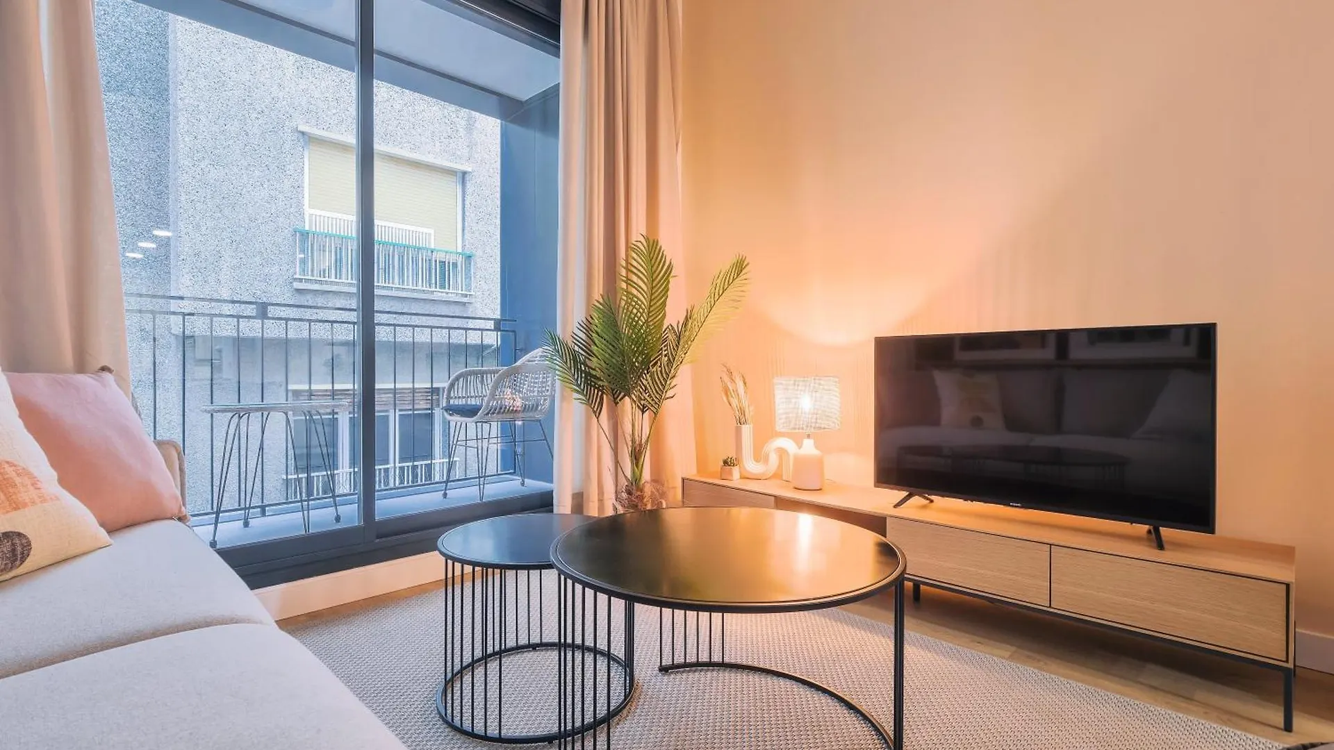 Caterina Gracia Apartment Barcelona